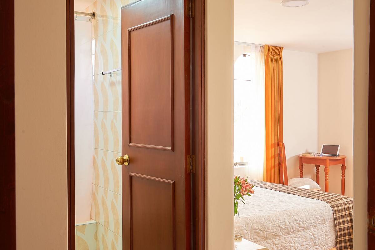 single room, 1 single bed | 1 bedroom, individually furnished, desk, free wifi