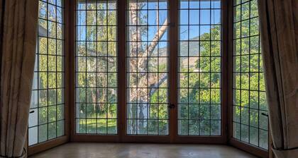 Oliver Country House in the Wine Capital of Canada