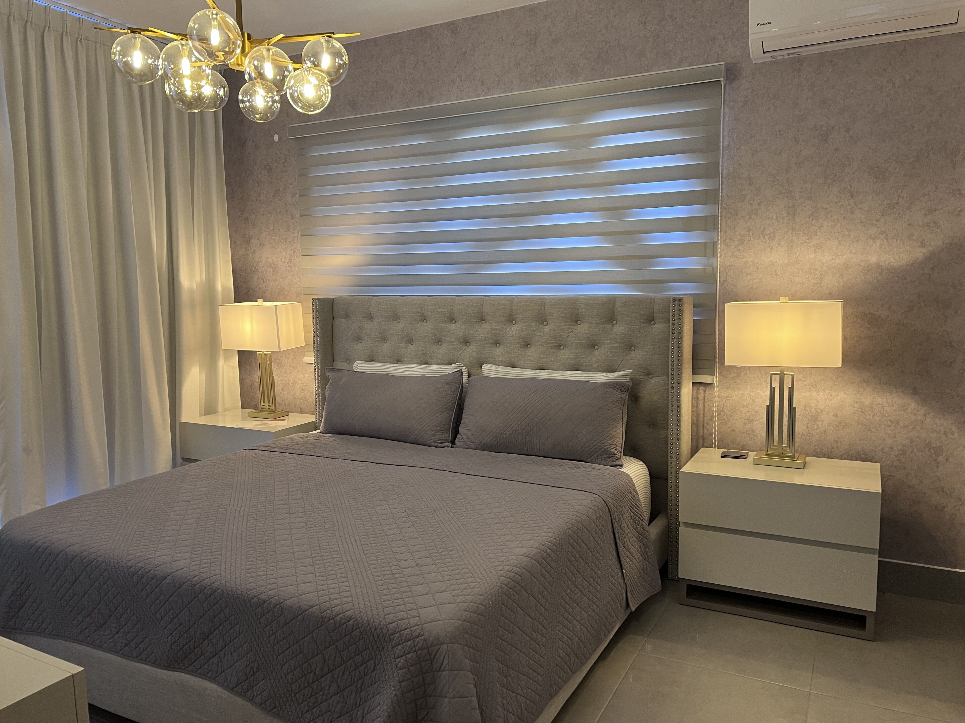 2 室のベッドルーム、デスク、アイロン / アイロン台、WiFi (無料)