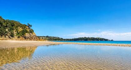 Aqua Sands - Studio 2 - Opposite Little Oneroa