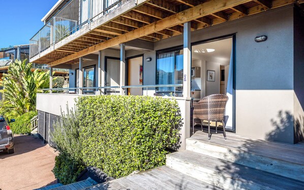 تفاصيل الفندق من الخارج