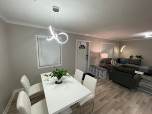 Interior - Two King Bedrooms + Separate Studio-Family/Groups (Fort Lauderdale)