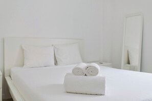 1 soverom, strykejern/-brett, reiseseng for barn og wi-fi