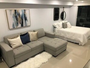 1 Schlafzimmer, Schreibtisch, Bügeleisen/Bügelbrett, kostenloses WLAN