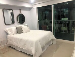 1 camera, una scrivania, ferro/asse da stiro, Wi-Fi gratuito