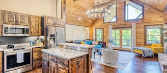 Relax in Style w/3 Master Suites, Game Rm, Hot Tub, Fire pit, Sauna & More!
