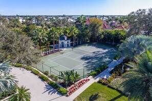 Sport court - Amazing Supersized Estate in Marco Island (Marco Island)
