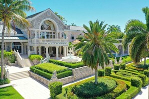 Exterior - Amazing Supersized Estate in Marco Island (Marco Island)