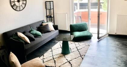 Unique Apartment on Stiring Wendel with Balcony