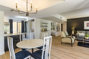 Interior - Luxury Resort Style Condominium in Scottsdale (Scottsdale)