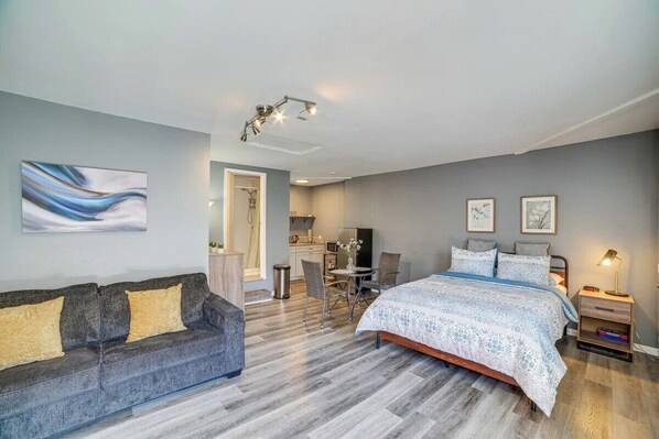 1 bedroom, iron/ironing board, free WiFi, bed sheets