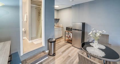 Spacious Studio with Private Entry