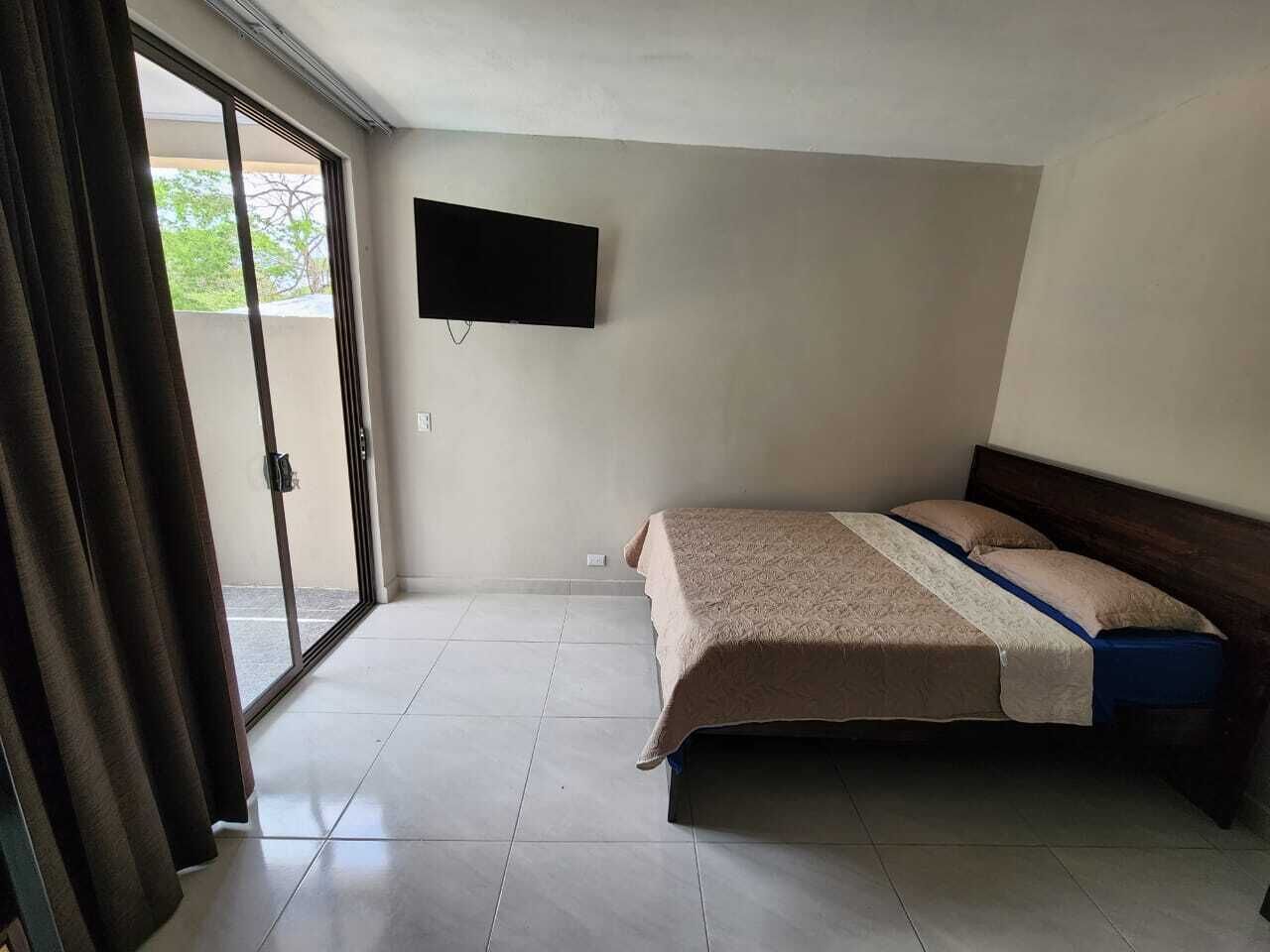 4 habitaciones, wifi gratis, ropa de cama y acceso para silla de ruedas 