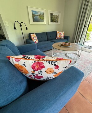 Smart TV, books - Perfect Getaway to the lovely Kendall Cottage Kerikeri (Kerikeri)