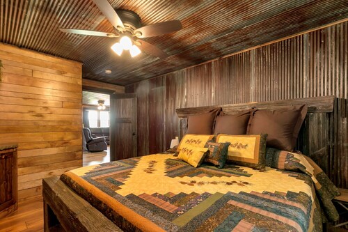 Traveler Suite 2 Bed 2 Bath Apt.