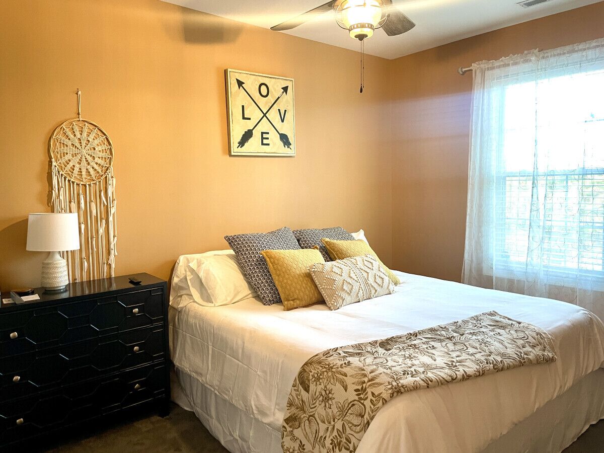 2 bedrooms, desk, iron/ironing board, free WiFi