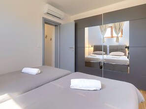 2 dormitoris, un bressol de viatge i wifi gratuïta 