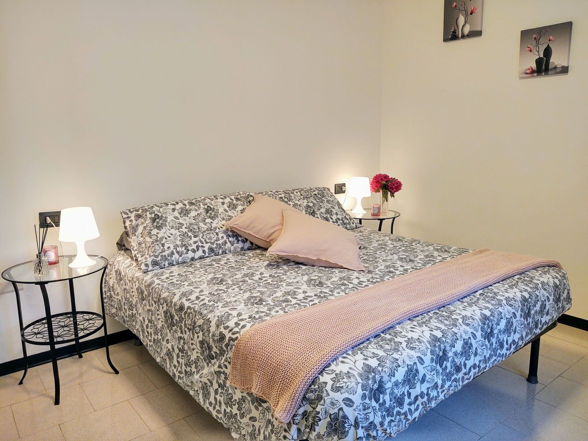 L'Eau, Plante, Bâtiment, Jour, Propriété, Ciel, Piscine, Bleu Azur, Arbre, Plan D'Eau