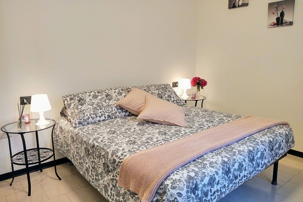 L'Eau, Plante, Bâtiment, Jour, Propriété, Ciel, Piscine, Bleu Azur, Arbre, Plan D'Eau