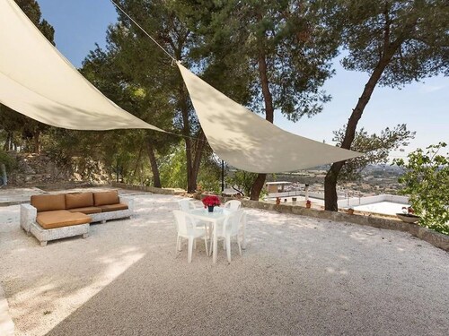 Lovely apartment for 4 people with A/C, WIFI, TV, patio and pets allowed