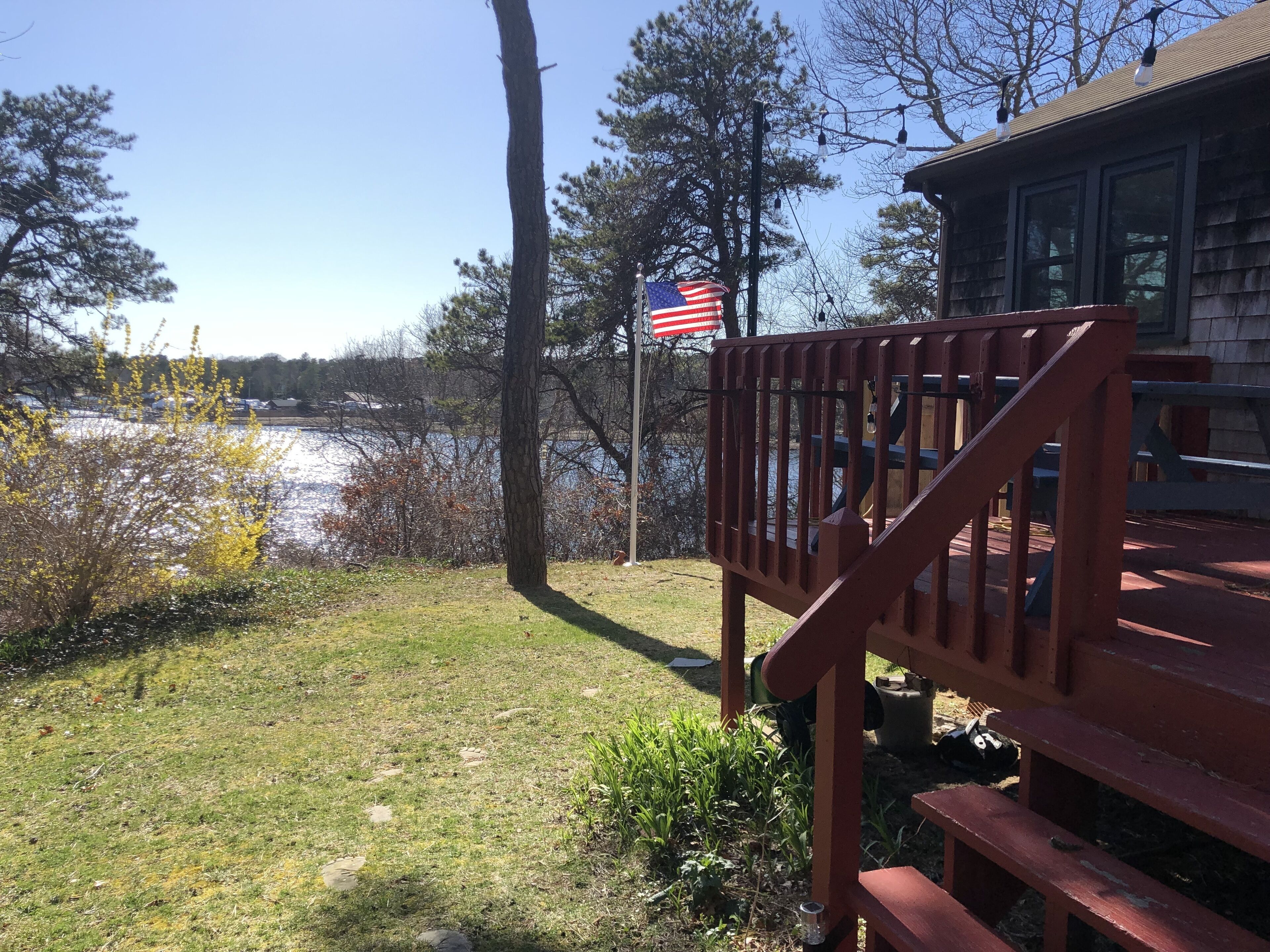 Idyllic 3BR classic Cape Cottage in a beautiful waterfront setting, with sunsets