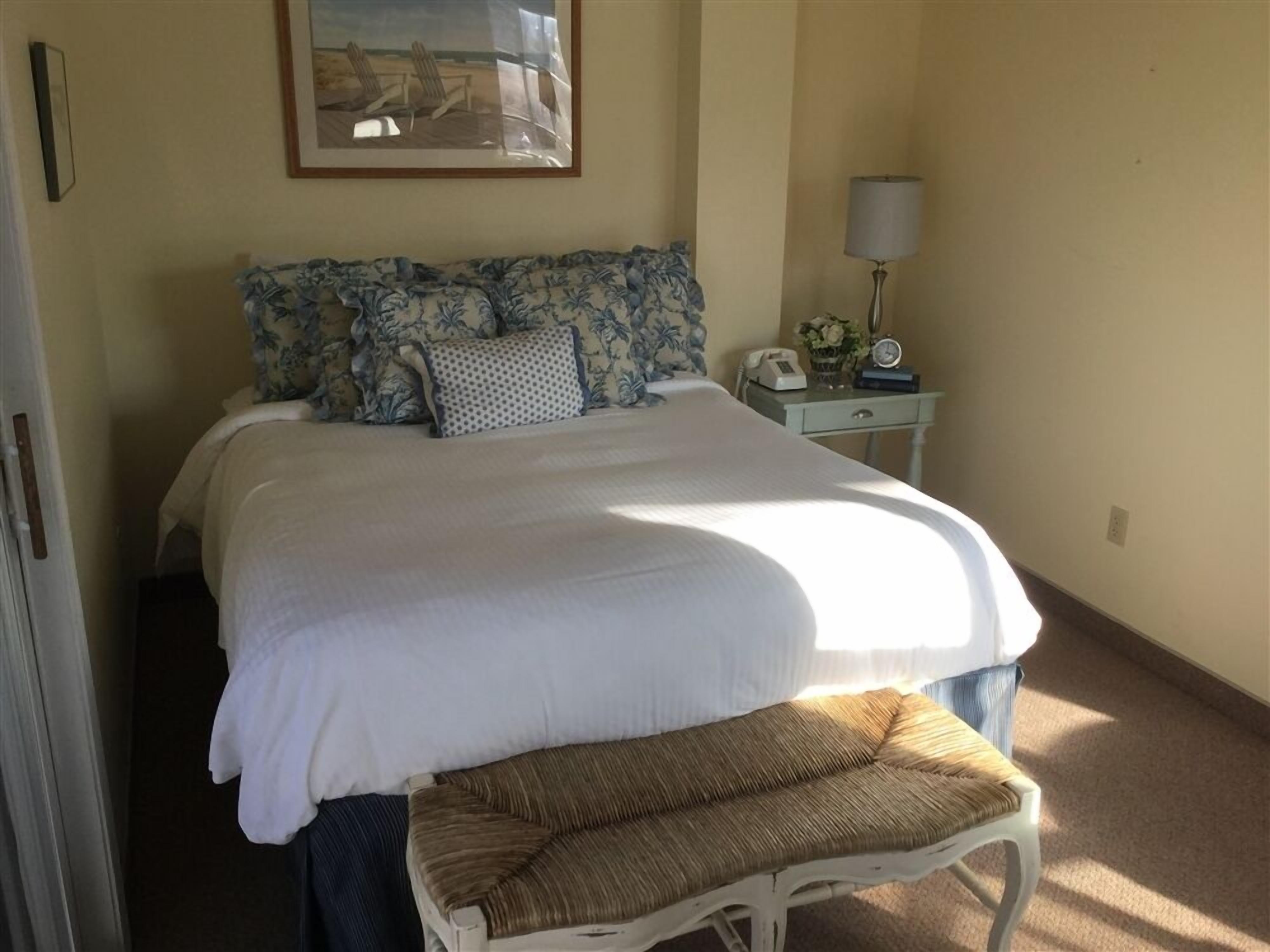 Blue Suite 101, 1 Queen Bed | 熨斗/熨衫板、免費 Wi-Fi、床單