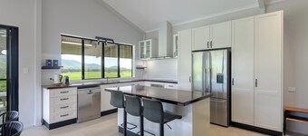 Holiday Home with spectacular farmland and mountain views w/plunge pool