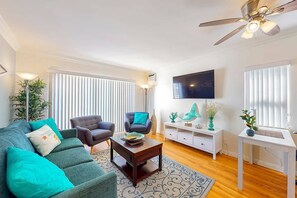 Smart TV, books, offices