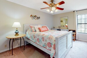 3 bedrooms, WiFi, bed sheets