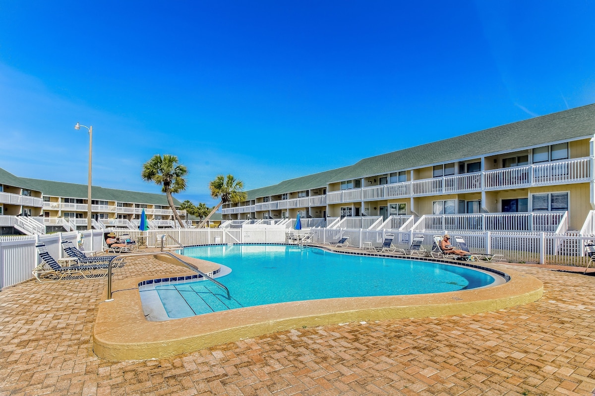 Photo 33 of Dog-friendly condo with a pool, hot tub & tennis courts - walk to the beach