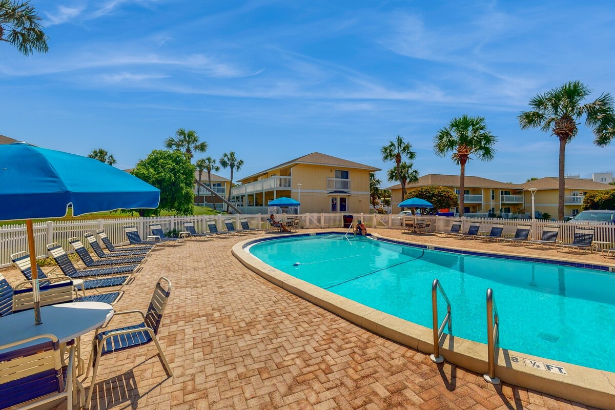 Photo 34 of Dog-friendly condo with a pool, hot tub & tennis courts - walk to the beach