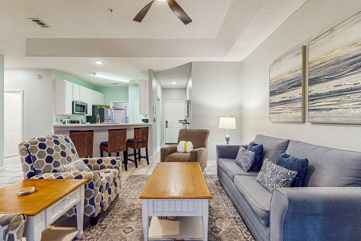 Photo 8 of Dog-friendly condo with a pool, hot tub & tennis courts - walk to the beach