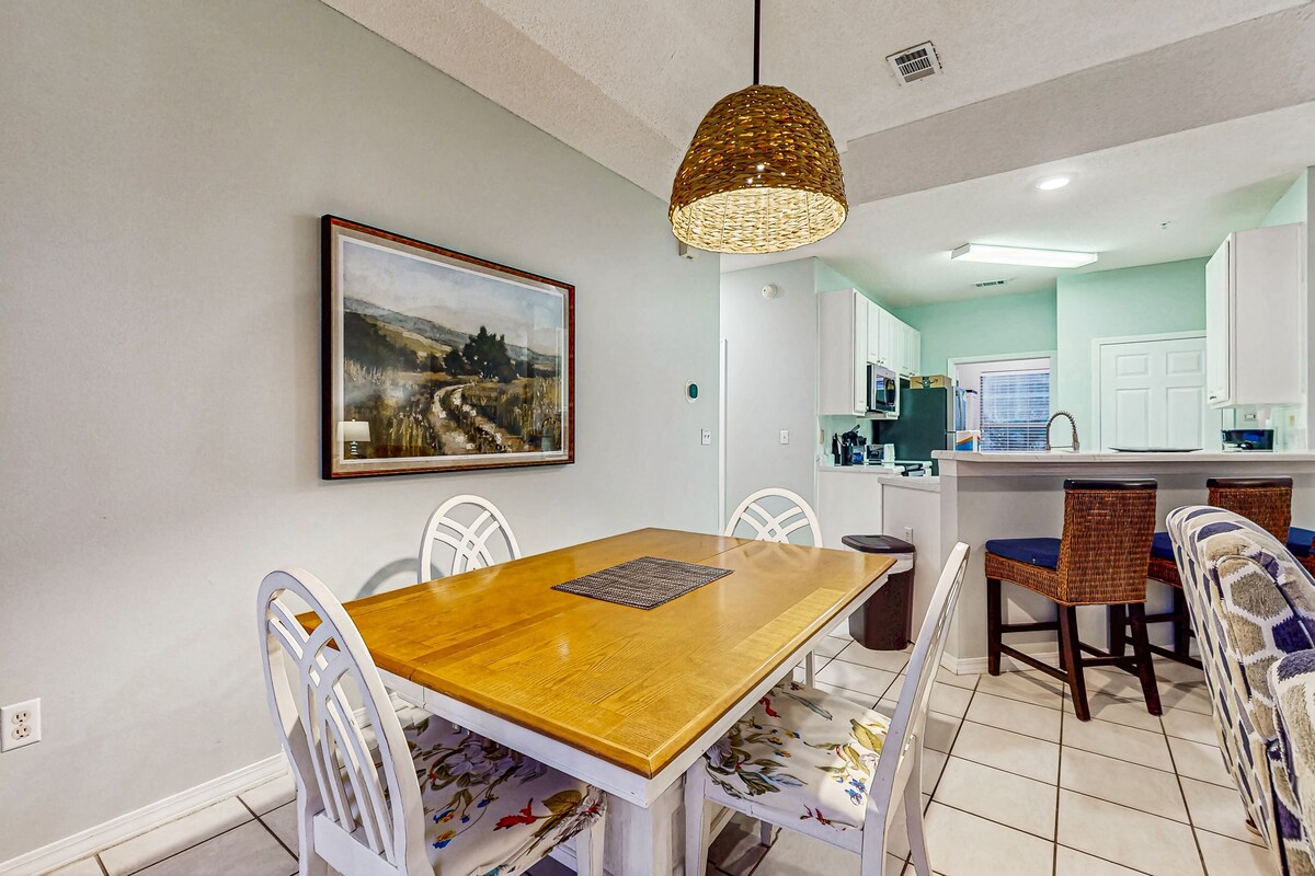 Photo 9 of Dog-friendly condo with a pool, hot tub & tennis courts - walk to the beach