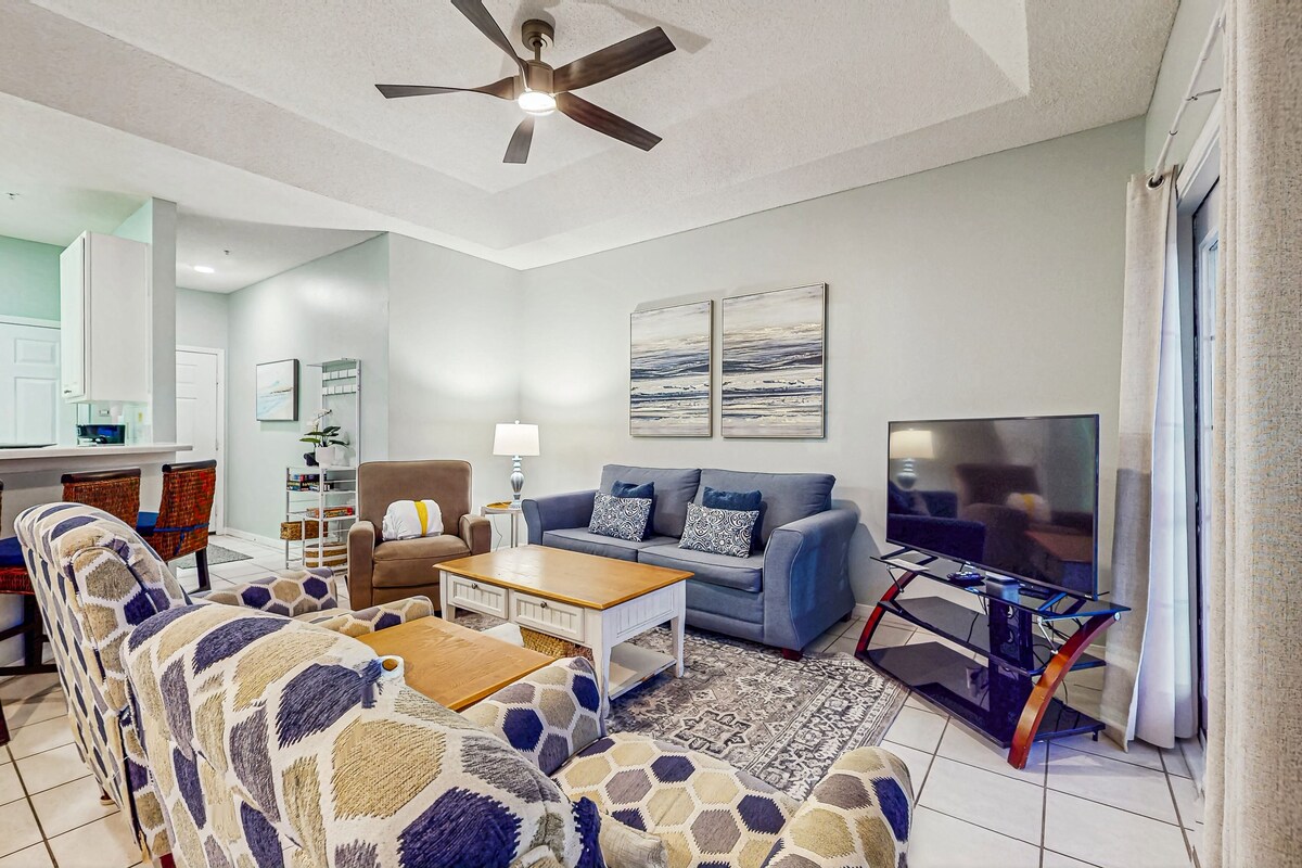 Photo 6 of Dog-friendly condo with a pool, hot tub & tennis courts - walk to the beach