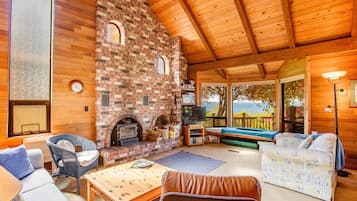 TV, DVD player, books, video library