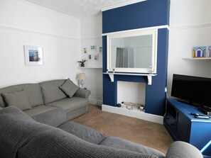 TV, fireplace, DVD player