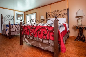 Colchones con pillow-top, decoración personalizada y wifi gratis