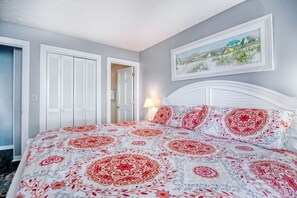 2 bedrooms, internet, bed sheets