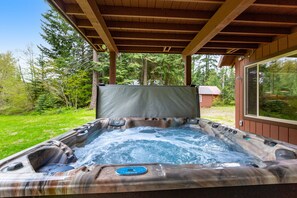 Bañera de hidromasaje exterior