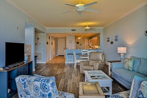 Televisión y oficina 