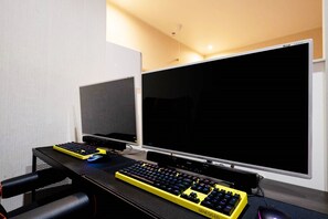Habitació Grand | Sala d'estar | Televisor intel·ligent, Netflix, reproductor de DVD i ordinador 