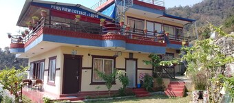 Beautiful Lakeview rooms just 10 min by taxi from mainroad