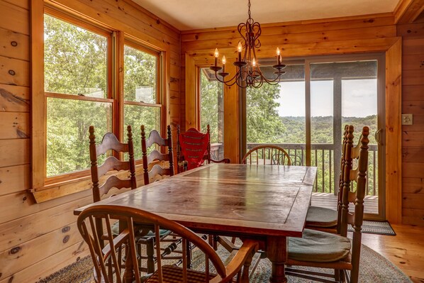 Dining - Scenic escape near town with firepit, 3 decks, game room & shared pool (Ellijay)