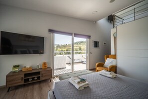 3 bedrooms, travel crib, free WiFi