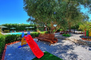 Children’s area - Villa Antina - Vacation villa with pool in Litsarda, Apokoronas, Crete (Litsárdha)
