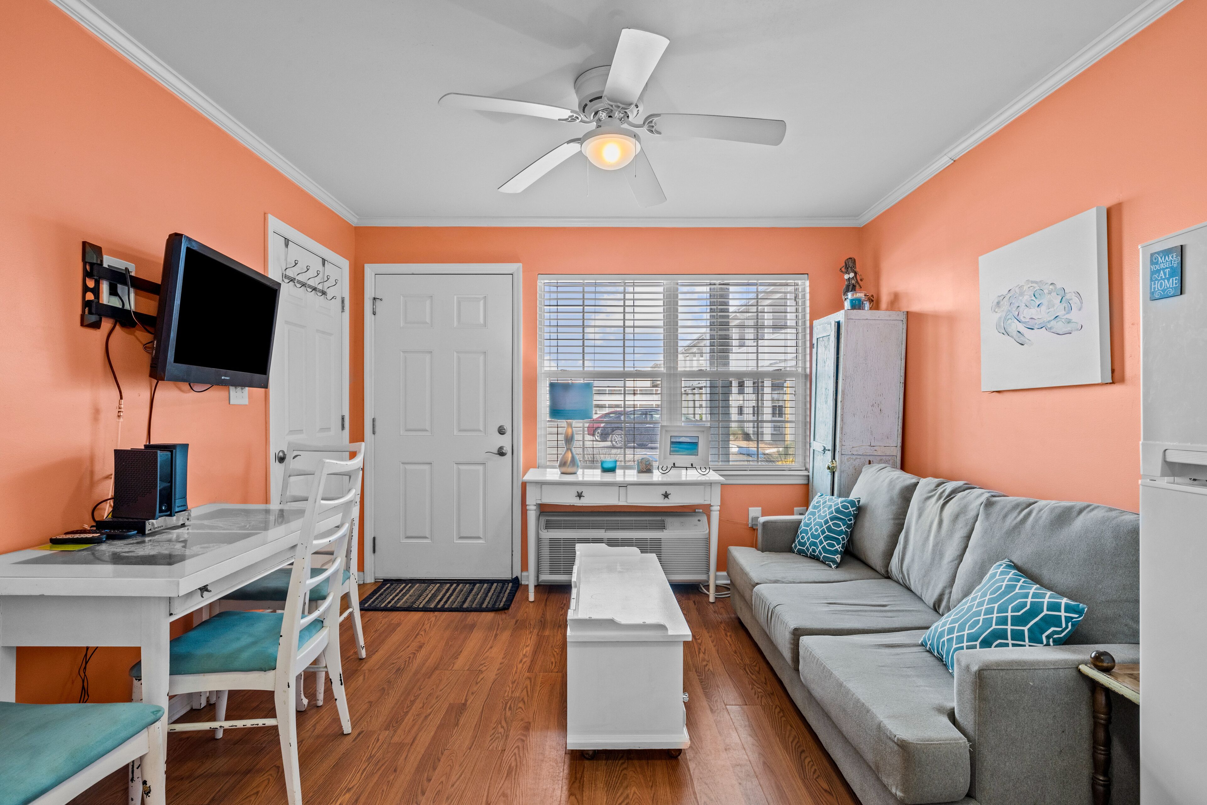 Oceanfront condo with pool, WiFi, cable, partial AC, and free parking