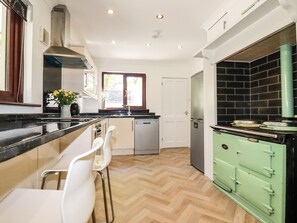 Cottage | Interior - Chyrosen (Redruth)