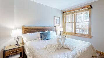 1 habitación, acceso a internet y ropa de cama