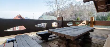 Townhome, 2 Bedrooms, Non Smoking, Lake View | Terrace/patio