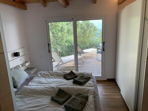 1 chambre, fer et planche à repasser, Wi-Fi gratuit, draps fournis